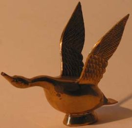 BRASS GOLDEN GOOSE DECORATION