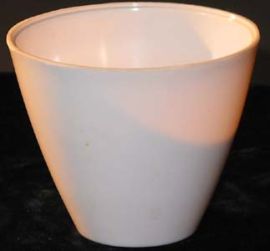WHITE HARD PLASTIC CUP