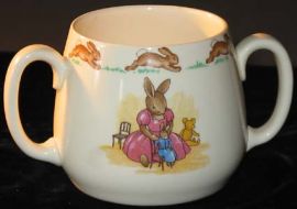 BUNNIKINS ROYAL DOULTON ENGLISH BONE CHINA BABY CUP-Collector