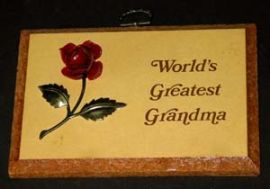 WORLD'S GREATEST GRANDMA WALL PLAQUE