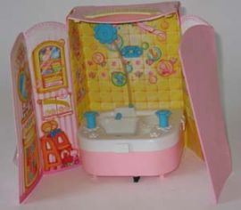LITTLE BATH PLAYSET WITH TUB & SHOWER IN ENCLOSURE