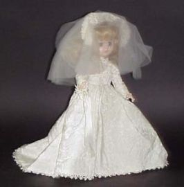 BRIDE DOLL BLONDE WITH IVORY DRESS- Vogue Dolls U.S.A.
